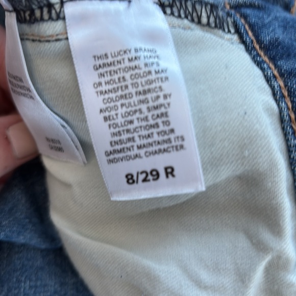 NWT - Lucky Brand denim. Size 8/29 R. - Picture 12 of 15